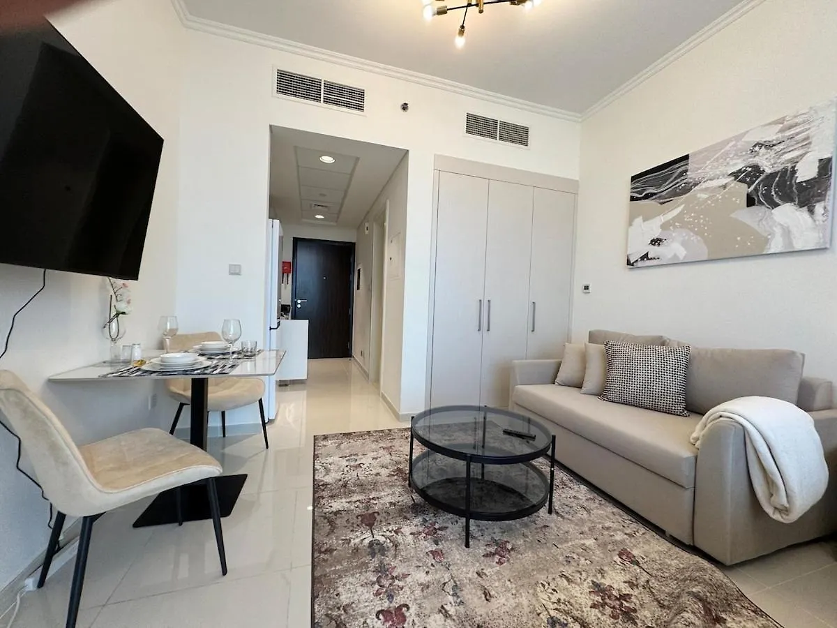 דובאי Ashri Studio In Carson C, Damac Hills 1
