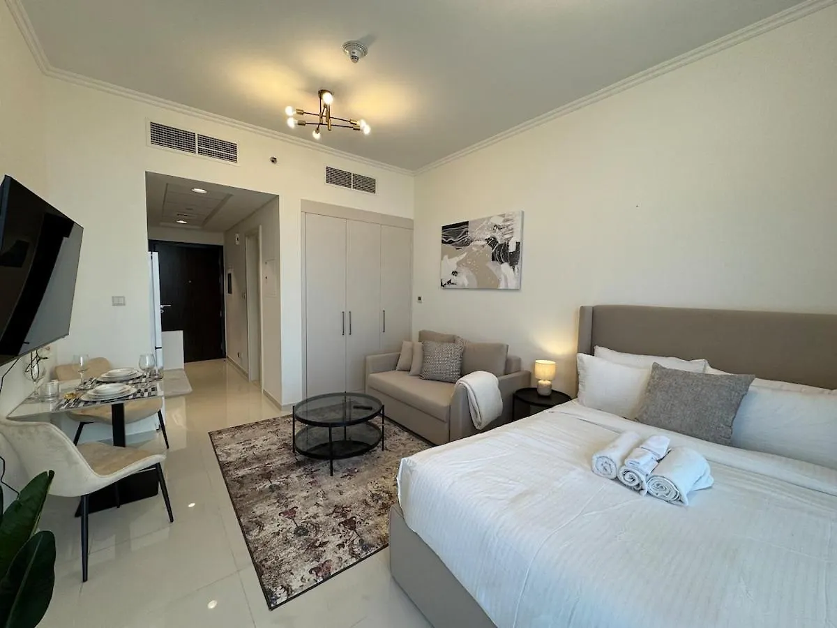 Ashri Studio In Carson C, Damac Hills 1 Dubai 0*,