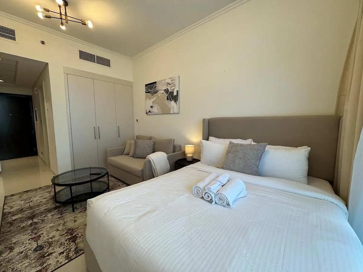 Ashri Studio In Carson C, Damac Hills 1 Dubai Apartment